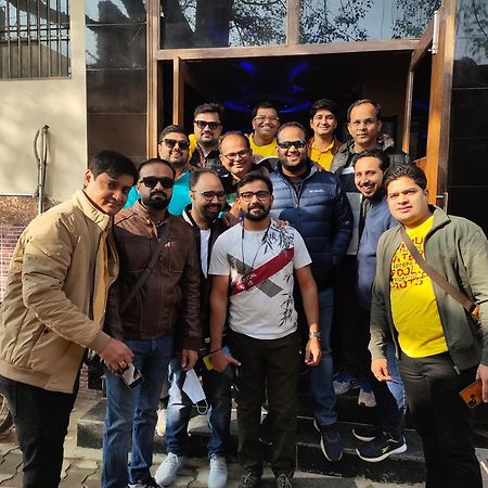 Big Brother Hostel Hotel Agra  Esterno foto