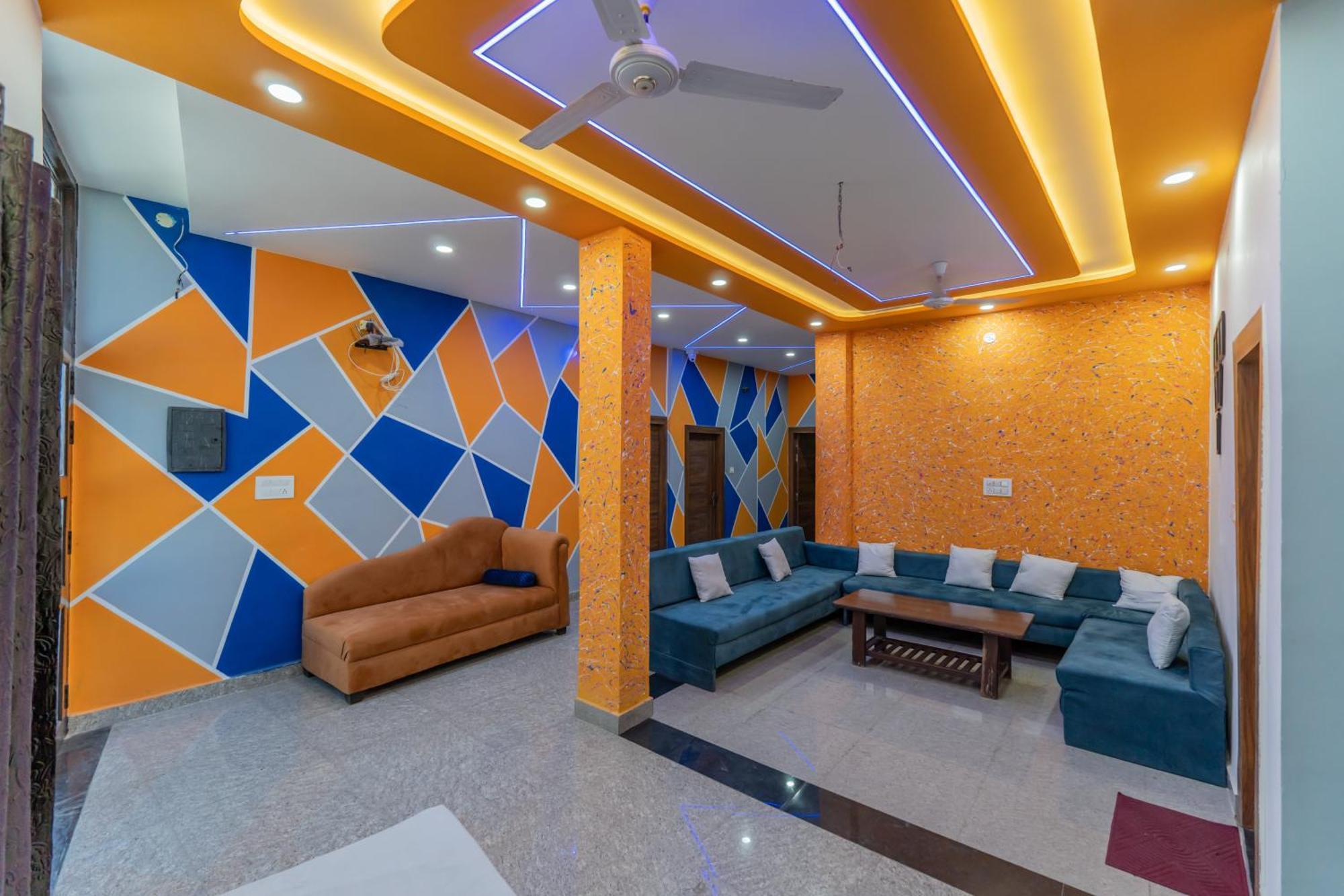 Big Brother Hostel Hotel Agra  Esterno foto
